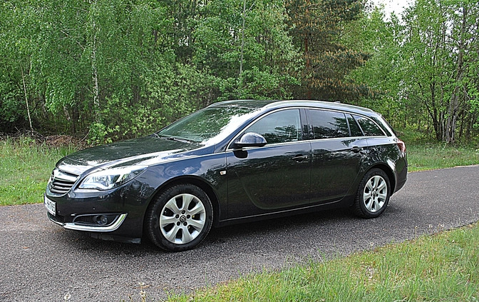 Opel Insignia cena 37700 przebieg: 215000, rok produkcji 2016 z Orneta małe 631